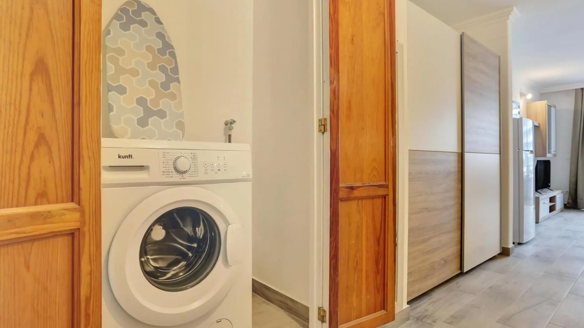 Green Holidays Studio, Pool, Air Con, Terrace Σαν Μιγκέλ ντε Αμπόνα Διαμέρισμα